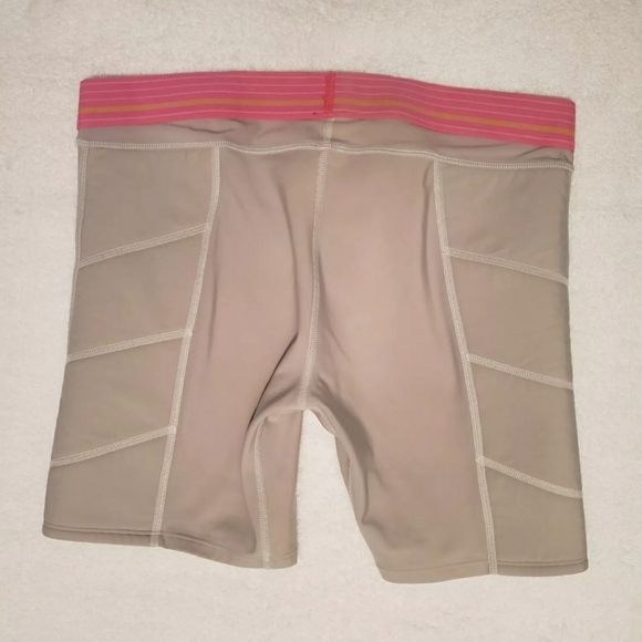 Womens Under Armour Padded Sliding Shorts Size Medium Gray Athletic Compression - Picture 2 of 8